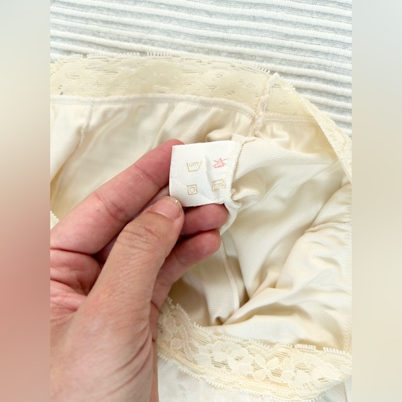 Vintage Kayser Full Length Slip Skirt - Picture 7 of 10